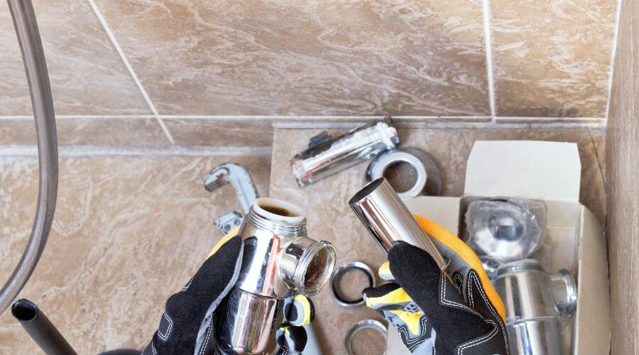 Professional gutter cleaning in Carlton, GA